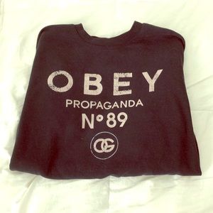 Obey crew neck sweatshirt